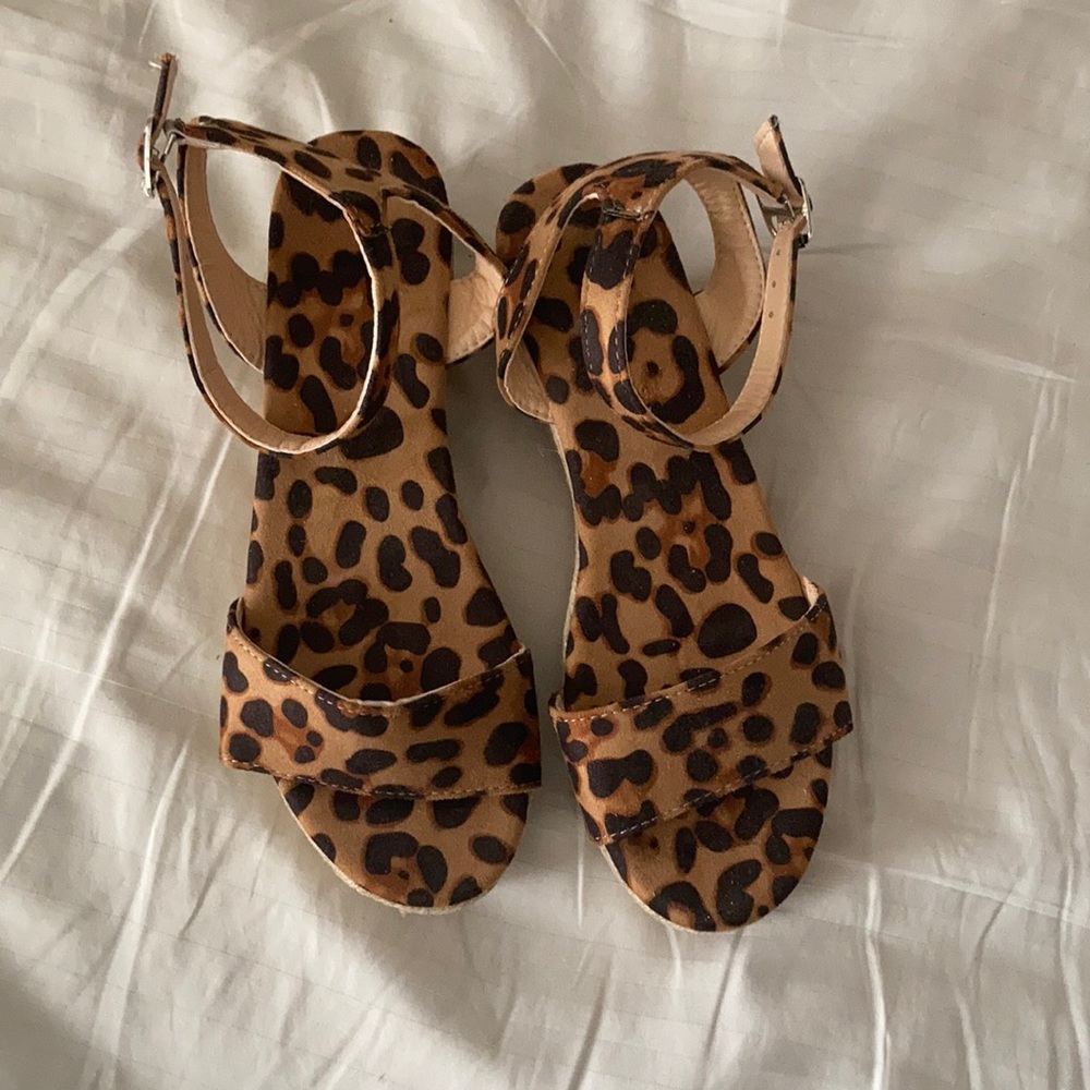 Espadrille sandals